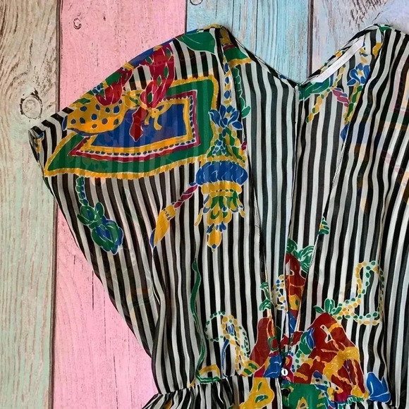 Zara floral and stripes short sleeve long kimono with front buttons - Picture 5 of 9